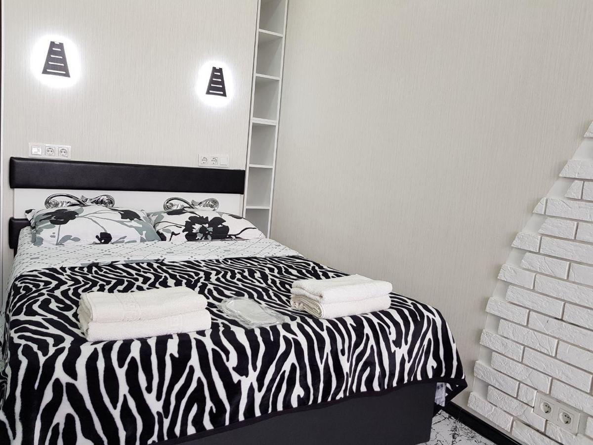 Studio "Black - White" Batumi Exterior foto